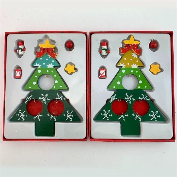 DIY Mini Wooden Christmas Tree